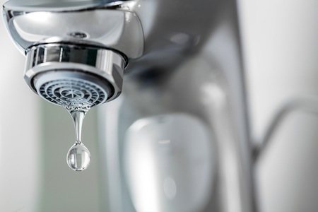 6 Signs that Hard Water is Coming Out of Your Tap